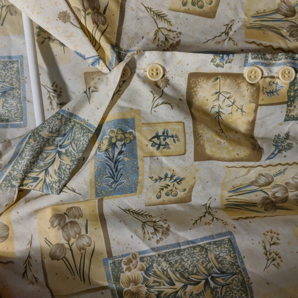 Oversized lightweight button up blouse - Picture 3 of 7